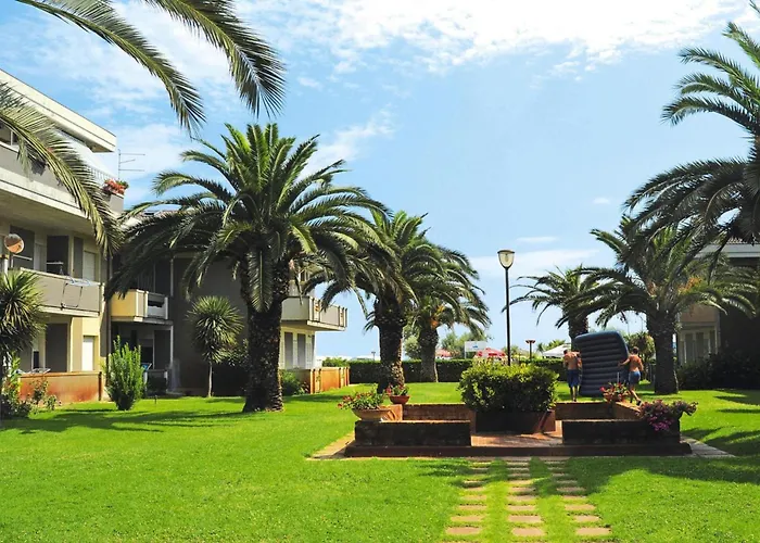 In With Parking Space Апартаменты *